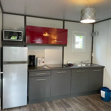 Village Chateau De Tréambert